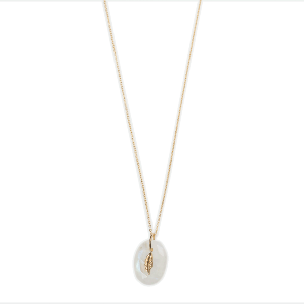 Collier ajustable en Or rempli 14k ou Argent 925, composé d’un pendentif ovale à facettes en Pierre de lune incrusté d'une feuille en plaqué Or 18 carats ou Argent 925.