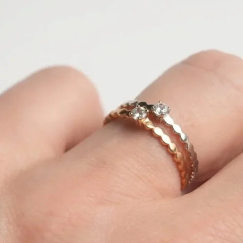 bague fine plaqué or zircon femme